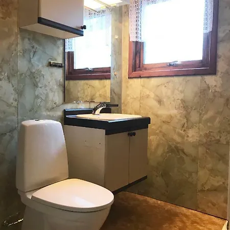 Holmen 2 - Ground Floor Apartment *